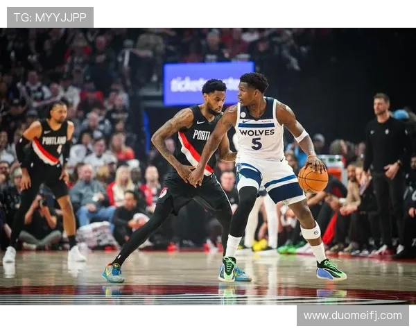 开拓者揭幕战对阵森林狼大名单公布杨瀚森在列四位中锋齐聚一堂